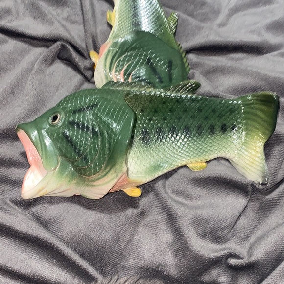 🦋Fun fish flops! - Picture 2 of 6